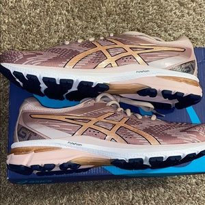 ASICS GT 2000 8 SNEAKERS